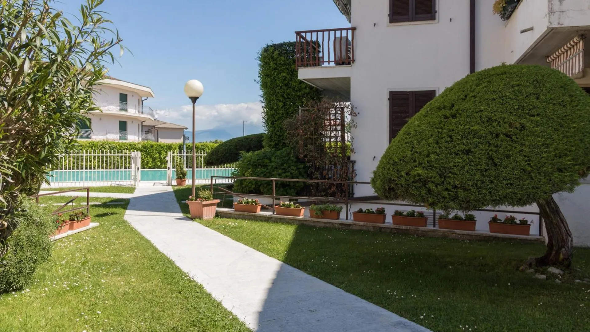 Fewo Pe-07 By Garda Urlaub Peschiera del Garda 0*,  Olaszország